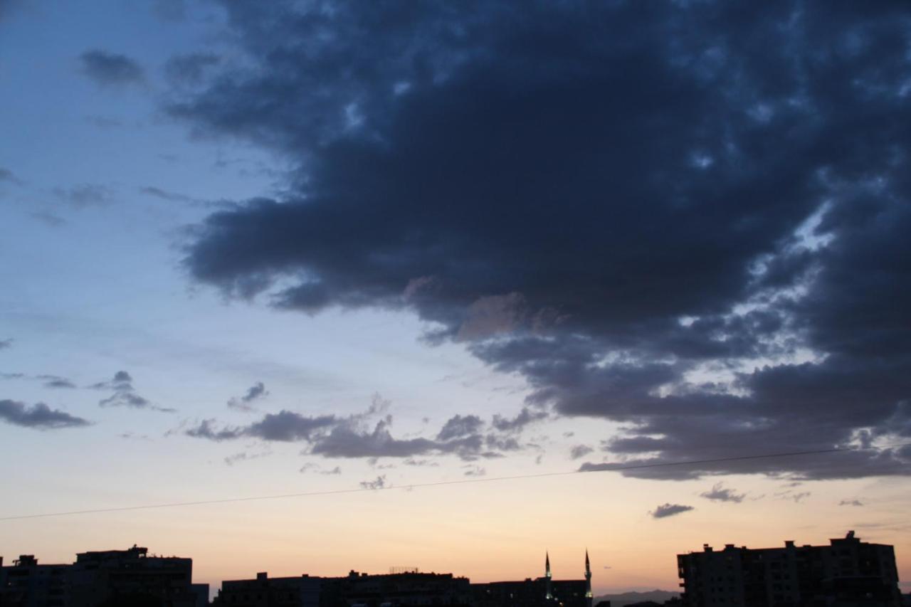 Cozy Big Apartment With Balcony Tirana Zewnętrze zdjęcie
