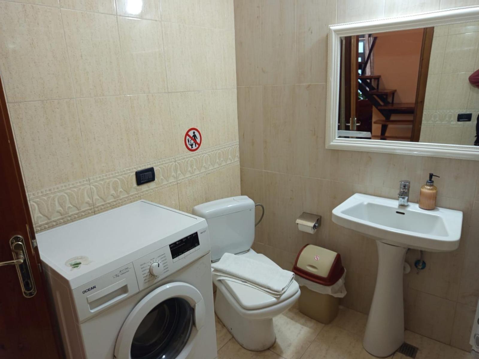 Cozy Big Apartment With Balcony Tirana Zewnętrze zdjęcie