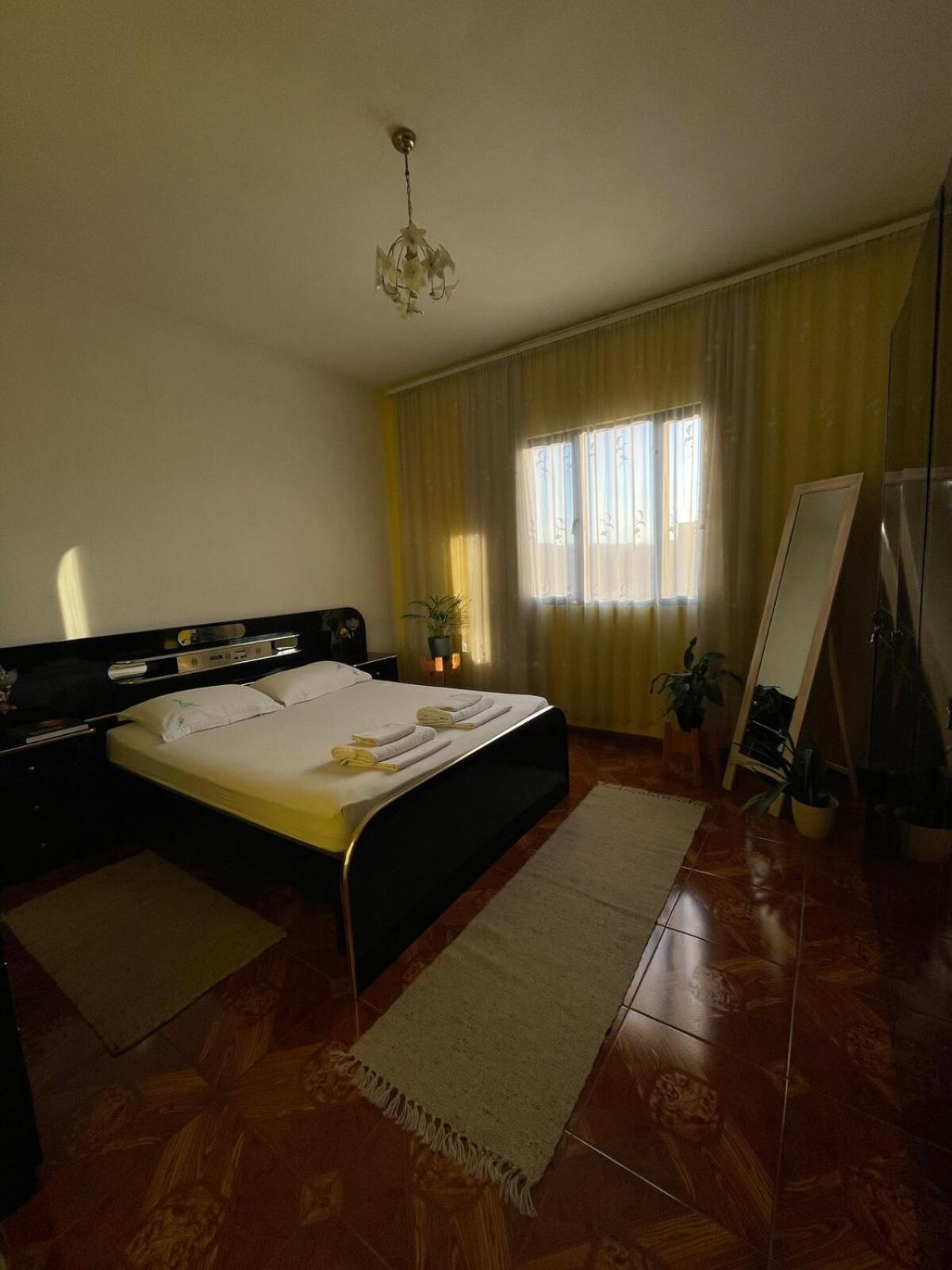 Cozy Big Apartment With Balcony Tirana Zewnętrze zdjęcie