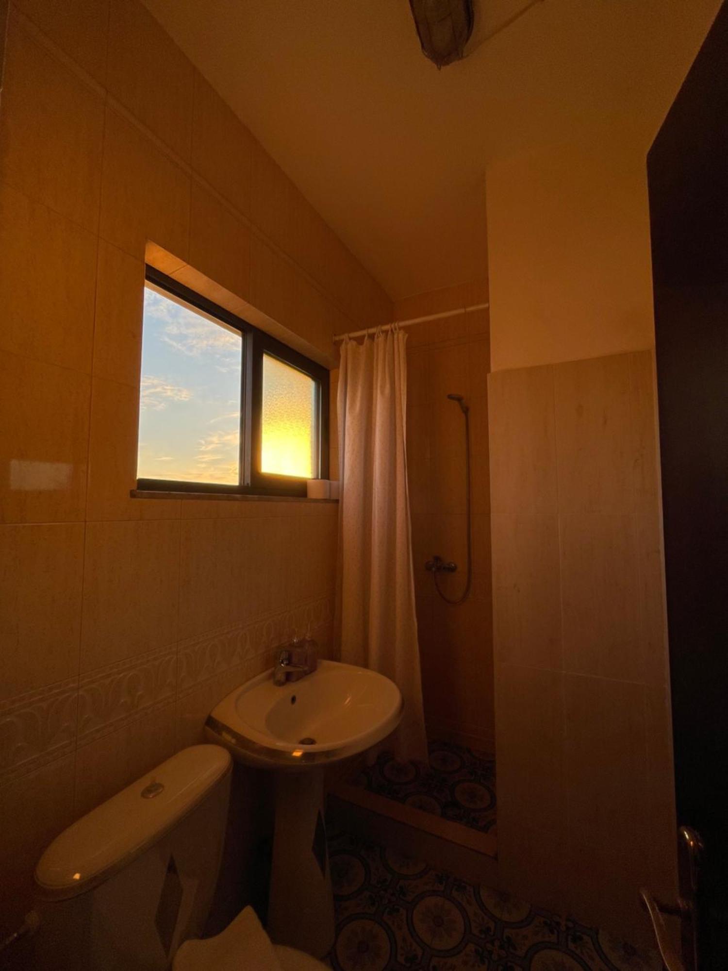 Cozy Big Apartment With Balcony Tirana Zewnętrze zdjęcie