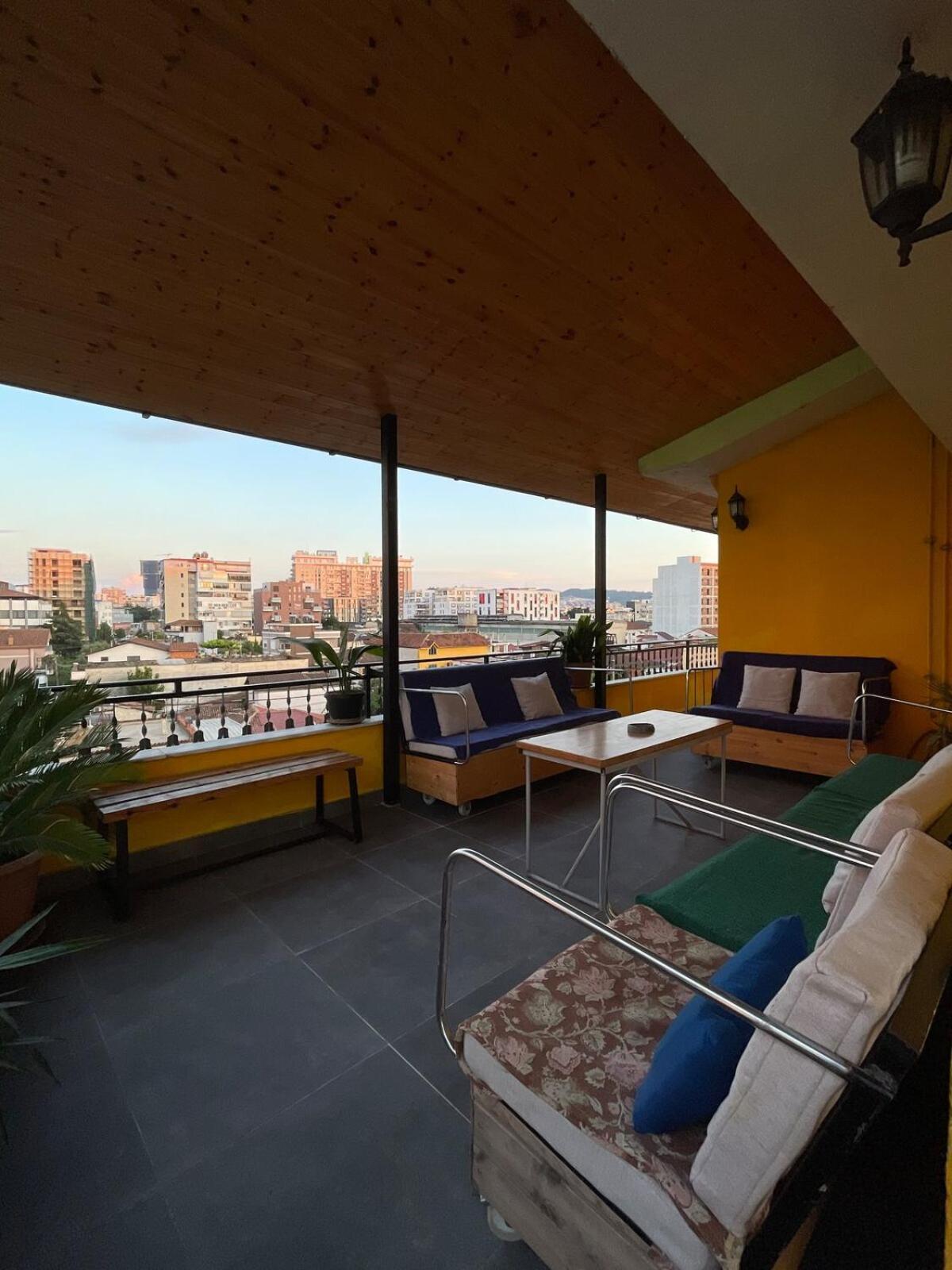 Cozy Big Apartment With Balcony Tirana Zewnętrze zdjęcie