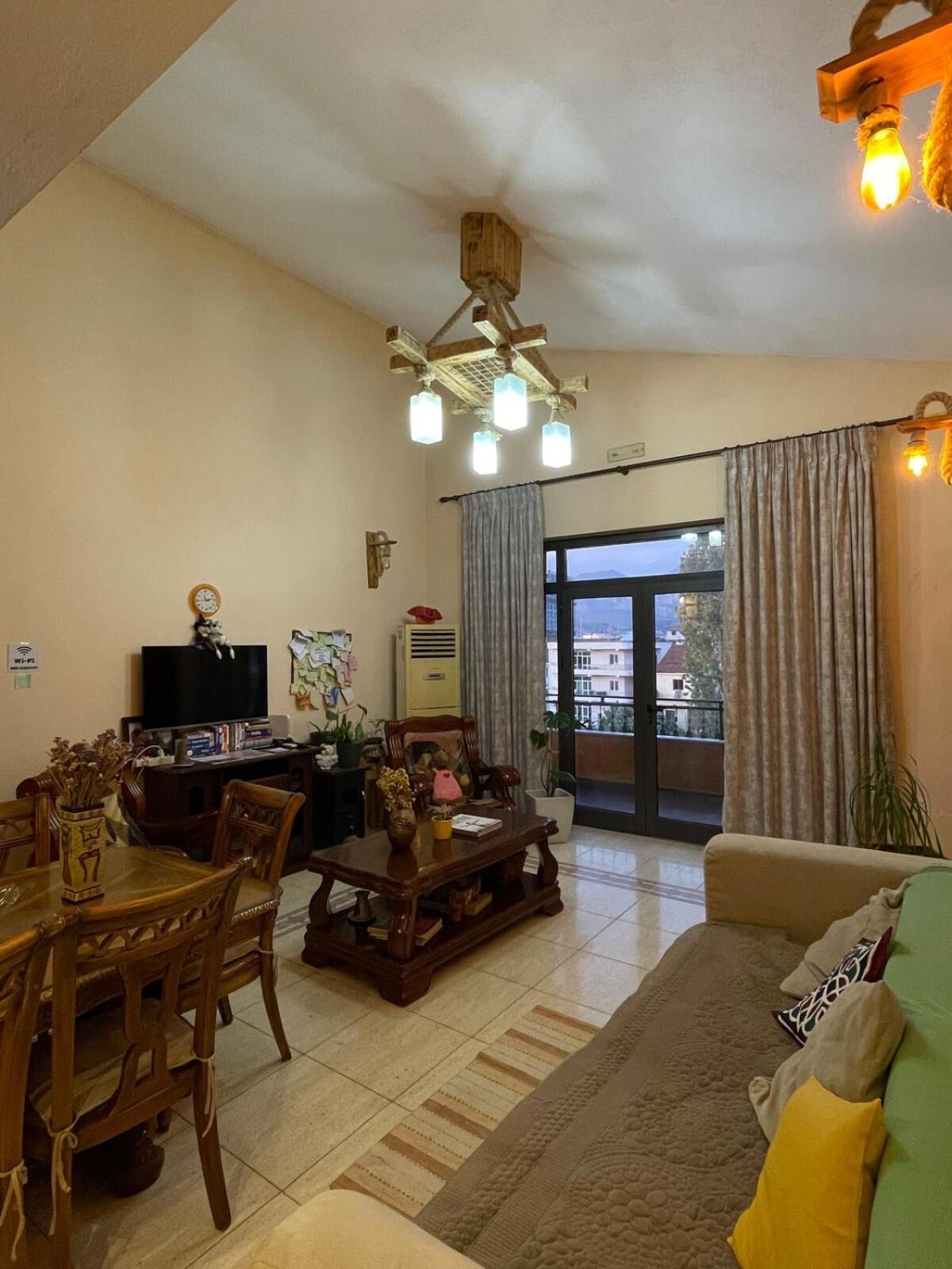 Cozy Big Apartment With Balcony Tirana Zewnętrze zdjęcie